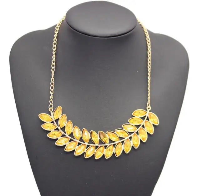 Vintage Gem Choker Necklace - Retro Statement Style