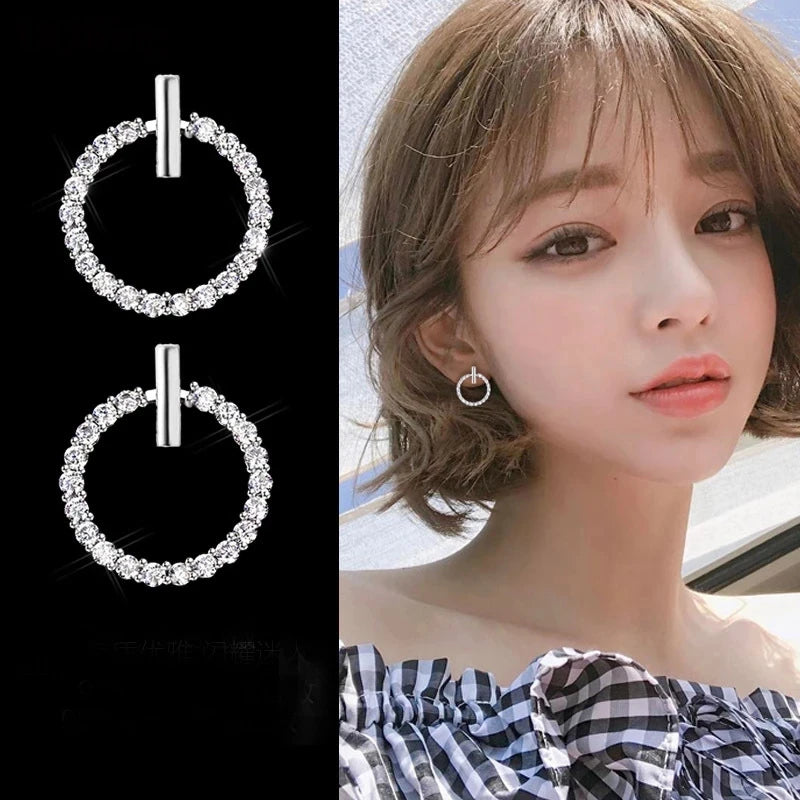 925 Sterling Silver Crystal Stud Earrings - Geometric Round Design