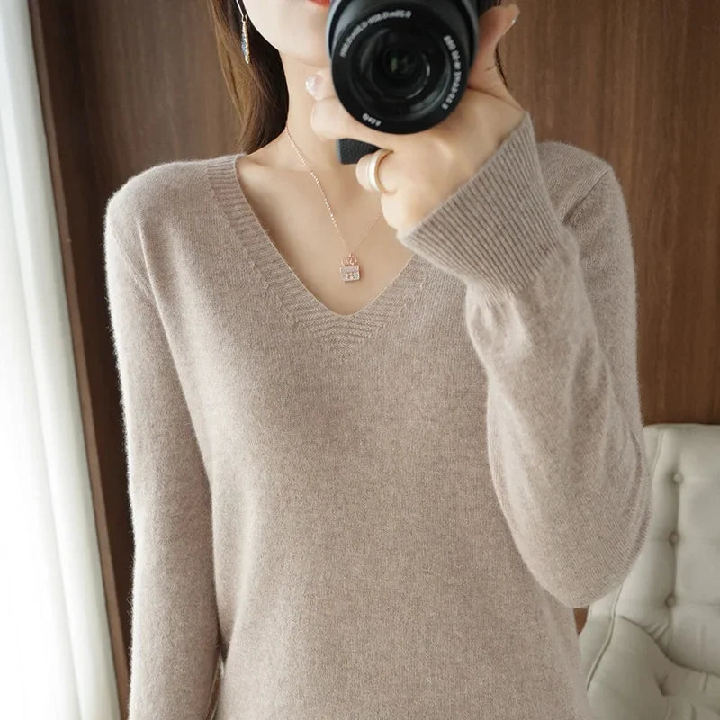 V-Neck Solid Knit Sweater - Warm Casual Pullover