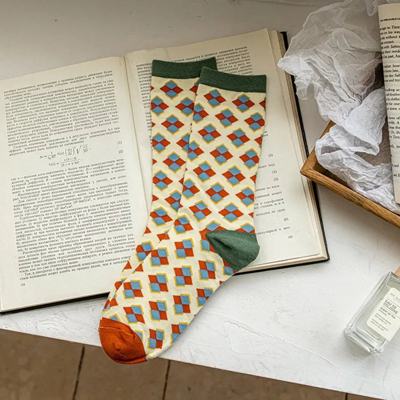 Diamond Flower Pattern Socks - Colorful Long Pair