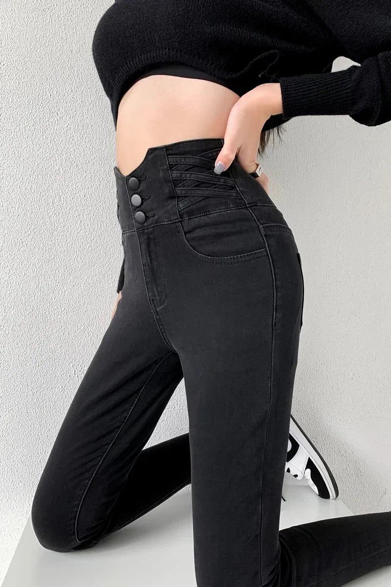Four-Button Skinny Jeans - High-Waist Stretch Denim