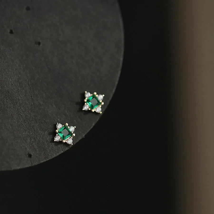 Gold-Plated Zircon Stud Earrings - Shiny Minimal Sparkle