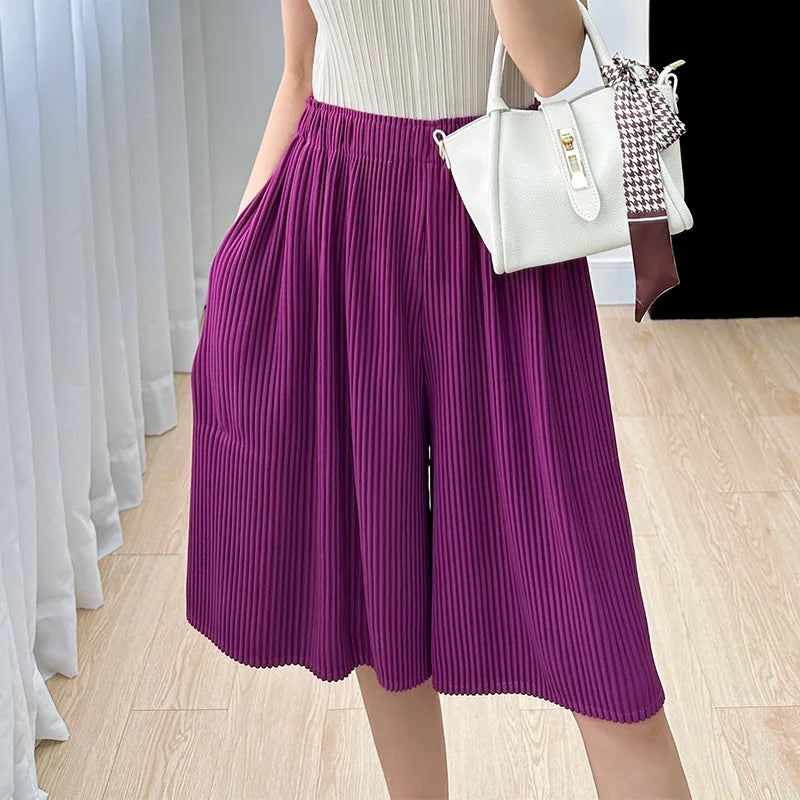 Pleated Mid-Length Shorts - High Waist Drape Fit