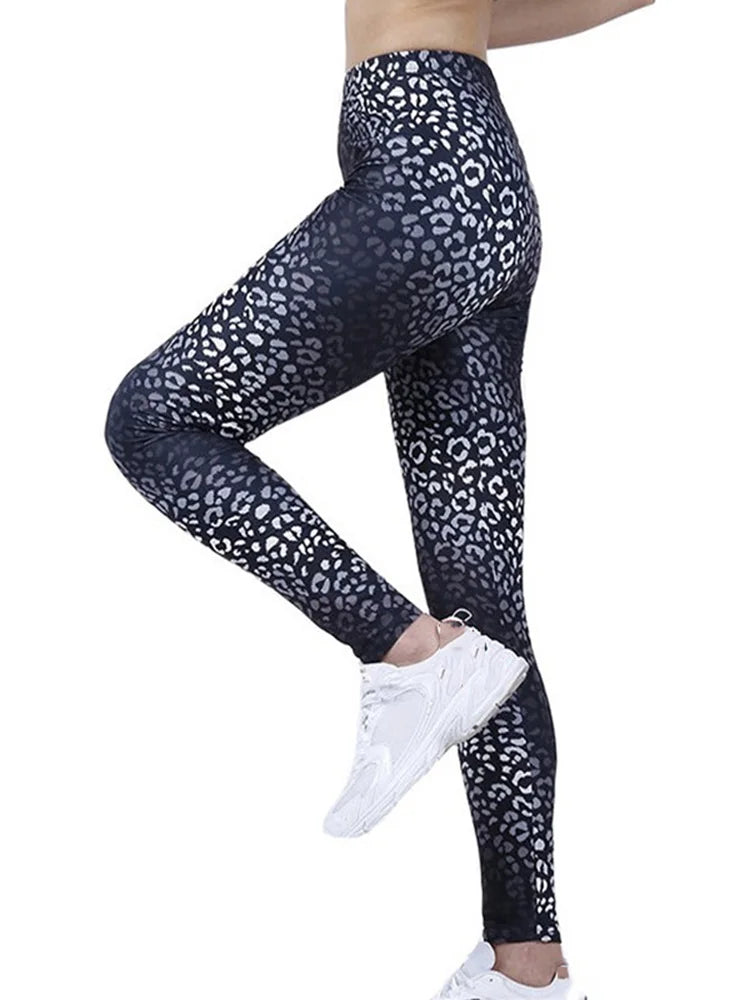 Graffiti Print Ankle Leggings
