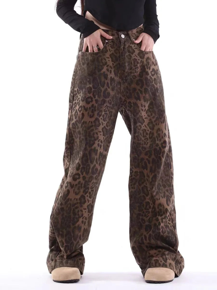 Leopard Print Wide-Leg Jeans - Vintage High-Waist Denim