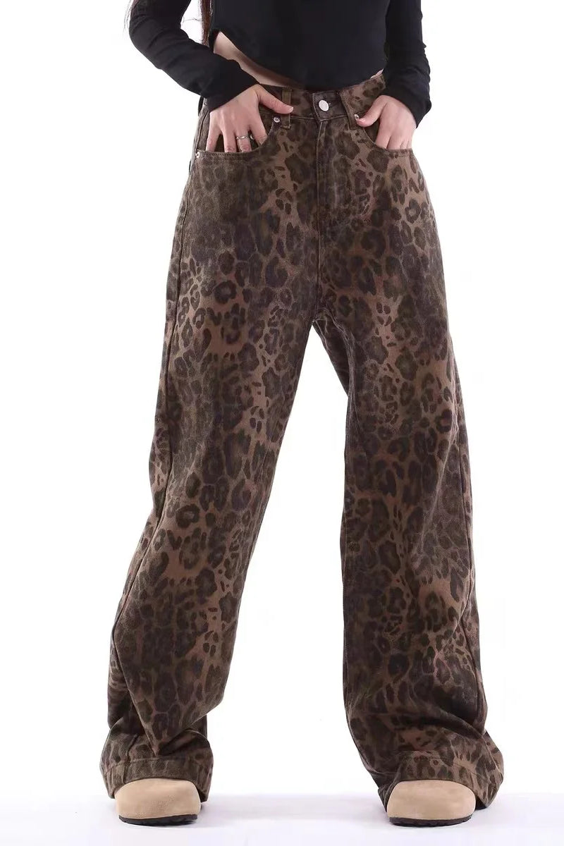 Leopard Print Wide-Leg Jeans - Vintage High-Waist Denim
