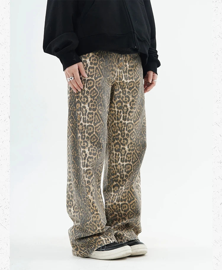 Leopard Print Wide-Leg Jeans - Vintage High-Waist Denim