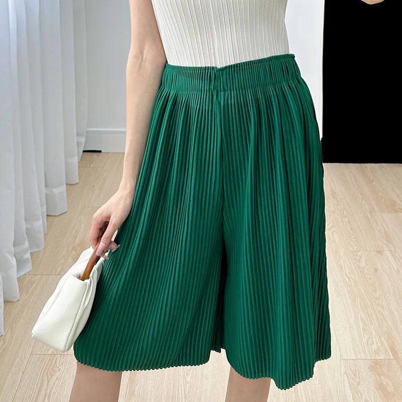 Pleated Mid-Length Shorts - High Waist Drape Fit
