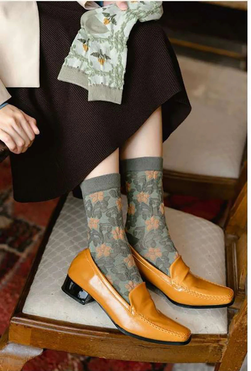 5-Pair Embroidered Flower Socks Set - Harajuku Retro Style