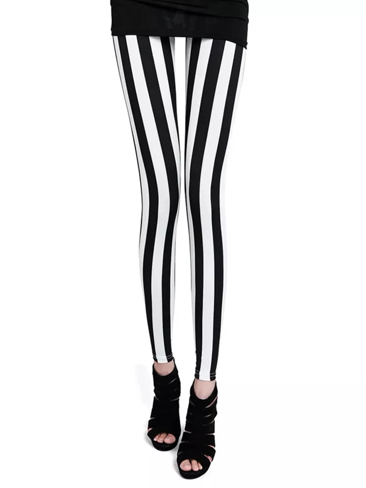 Graffiti Print Ankle Leggings