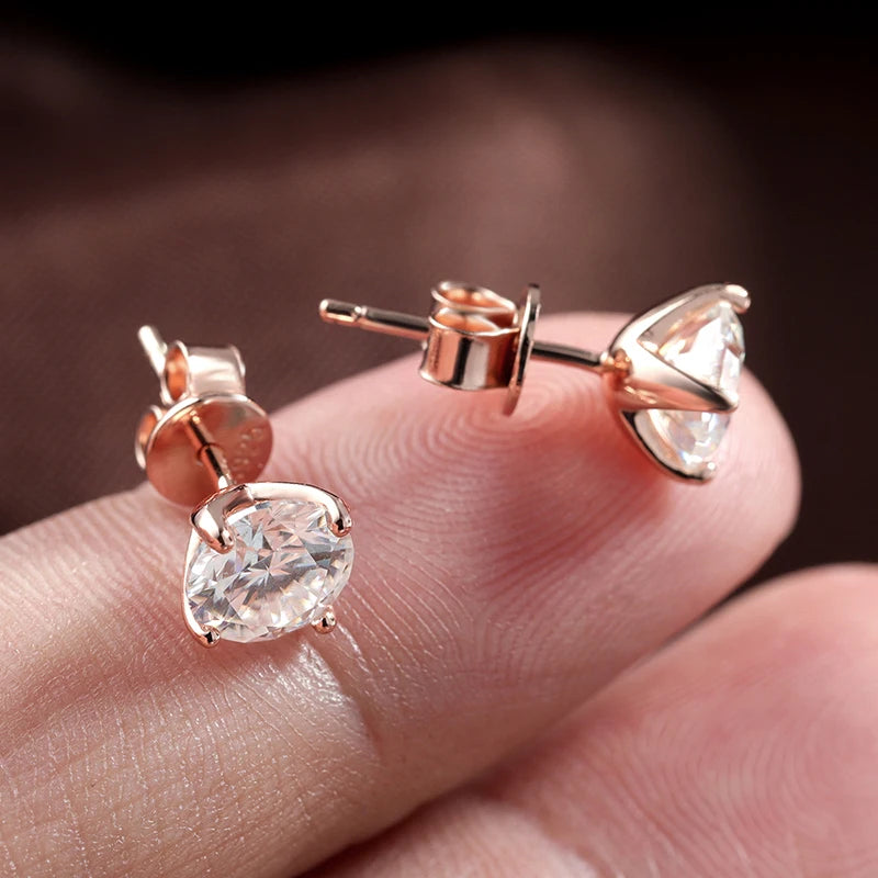 Moissanite Stud Earrings in 925 Silver - VVS Sparkle