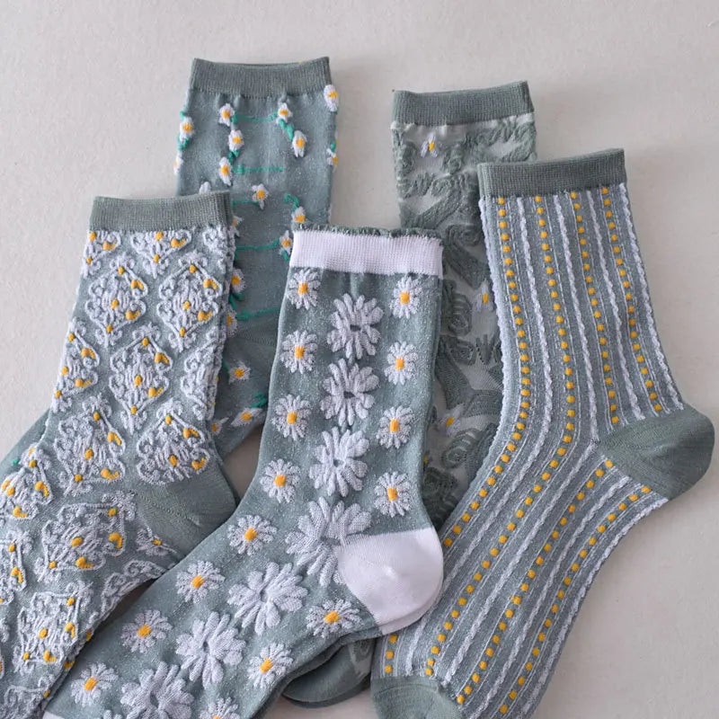 5-Pair Embroidered Flower Socks Set - Harajuku Retro Style