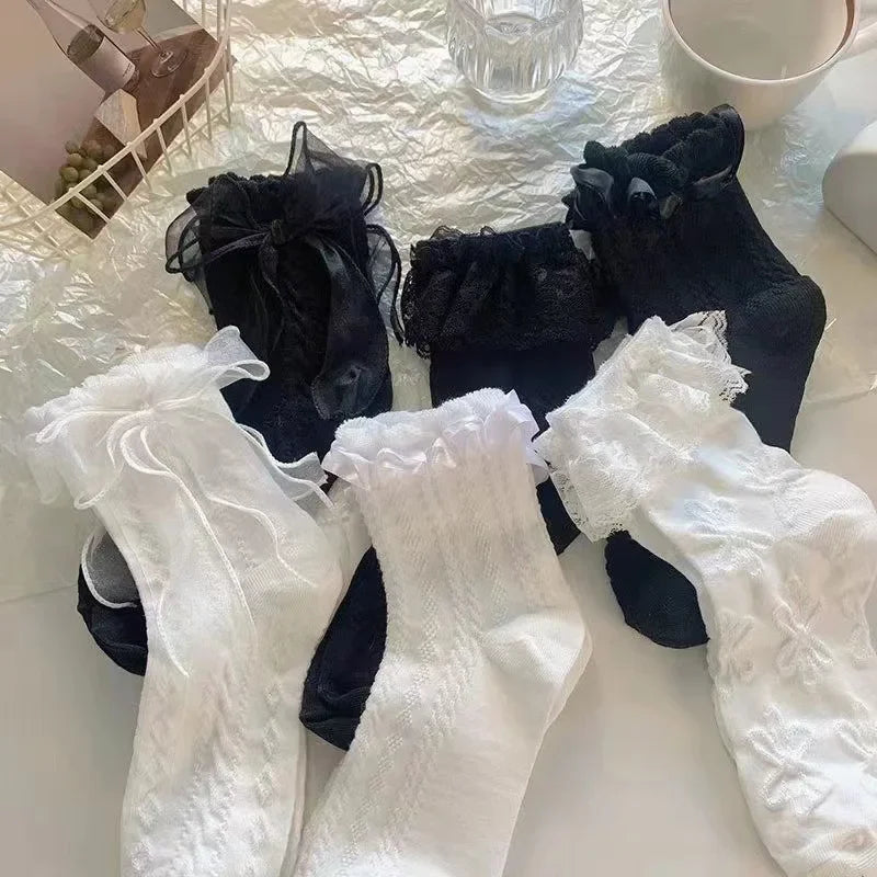 Lolita Ruffle Ankle Socks - Lacework Trim Design