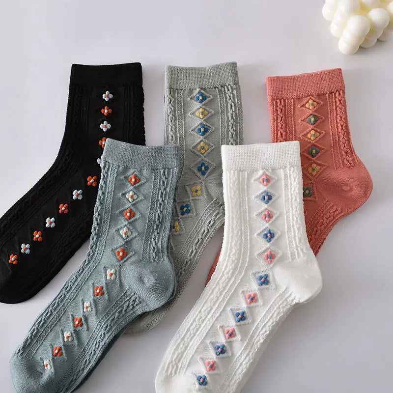 5-Pair Embroidered Flower Socks Set - Harajuku Retro Style
