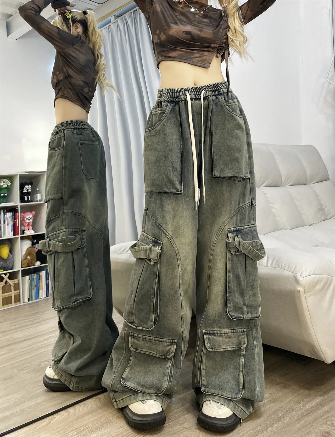 Baggy Cargo Wide-Leg Jeans - Multi-Pocket Street Style