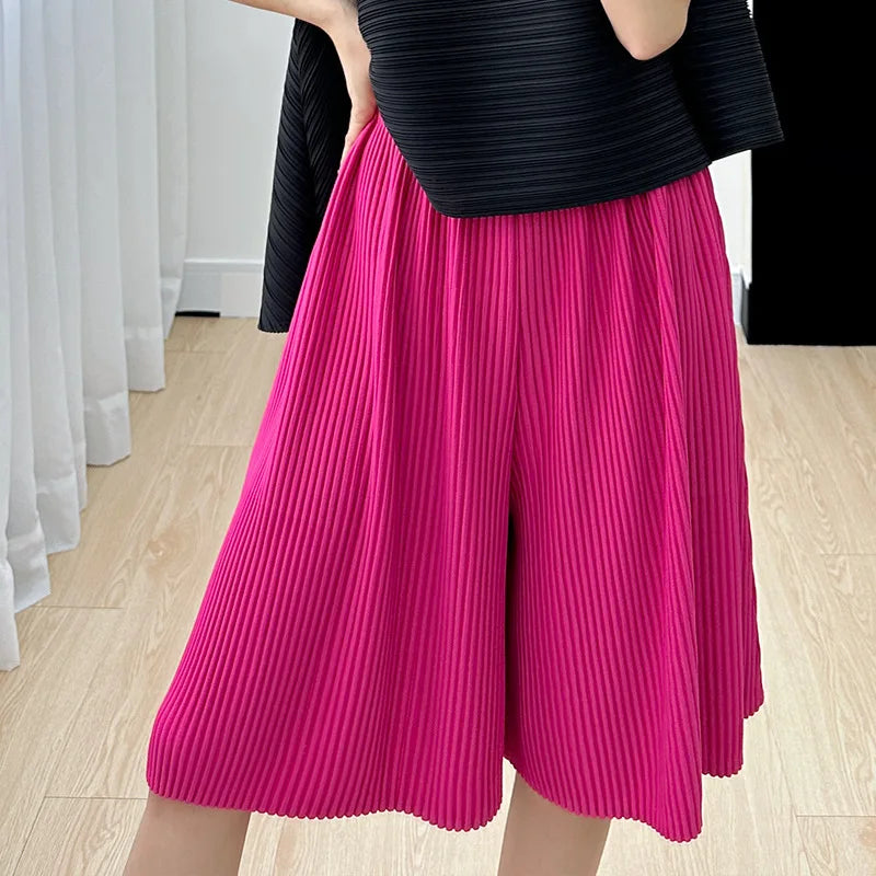 Pleated Mid-Length Shorts - High Waist Drape Fit