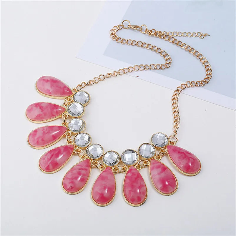 Vintage Gem Choker Necklace - Retro Statement Style