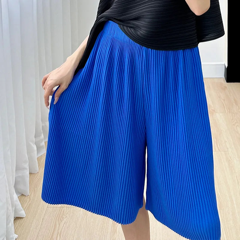 Pleated Mid-Length Shorts - High Waist Drape Fit
