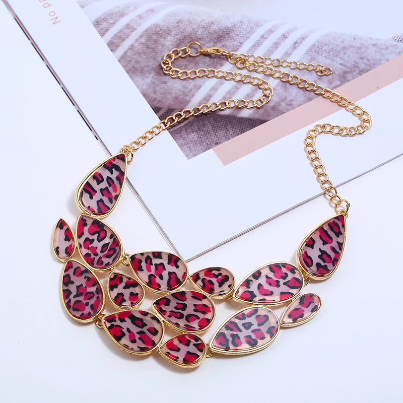 Vintage Gem Choker Necklace - Retro Statement Style